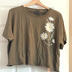 Abercrombie cropped t shirt